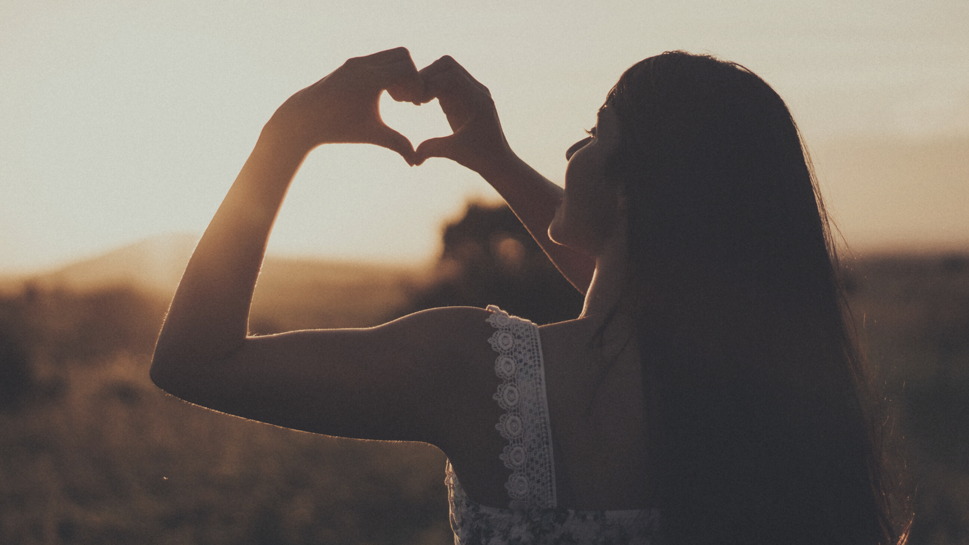 FOUR WAYS TO FALL BACK IN LOVE WITH YOURSELF